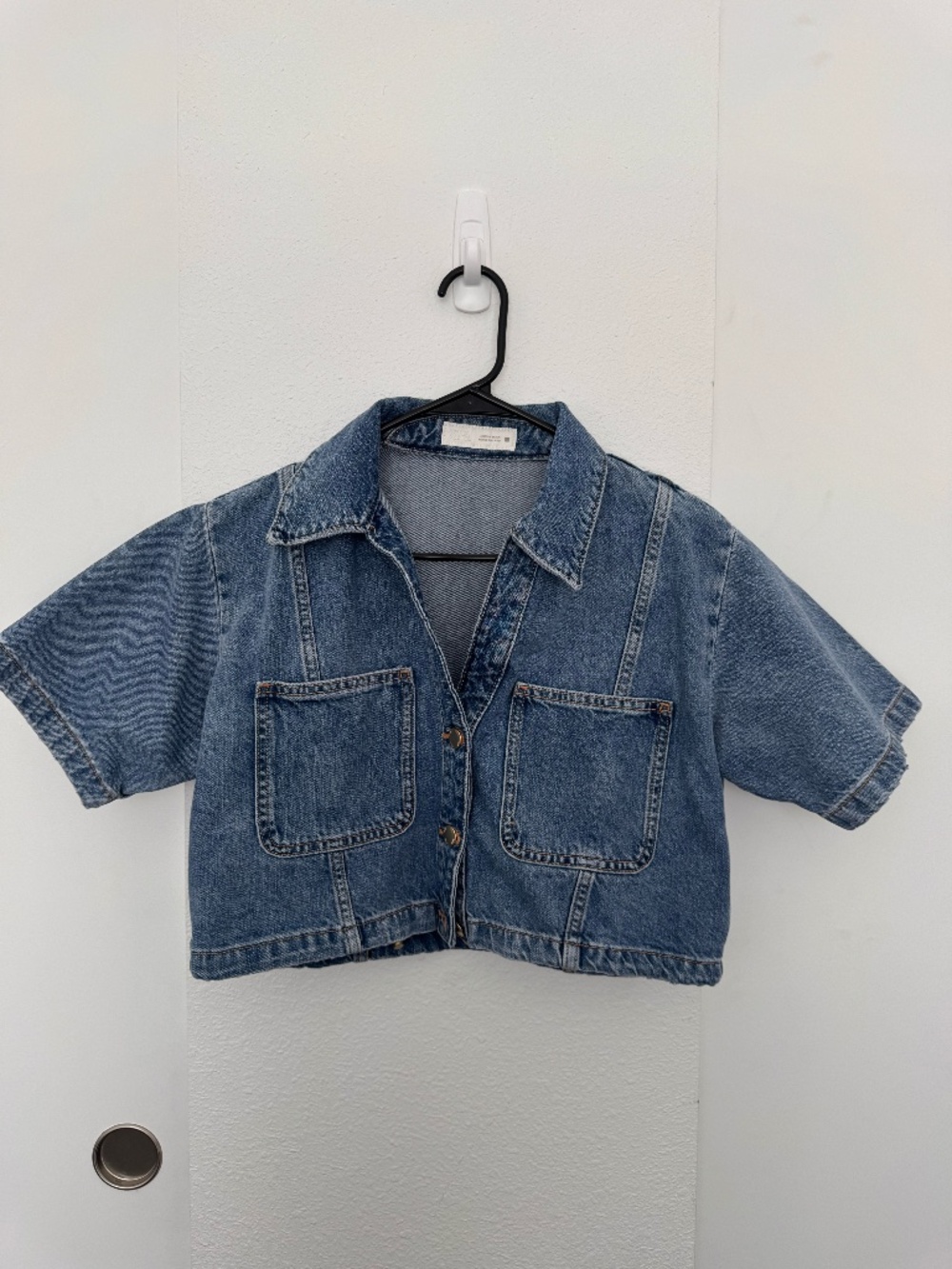ZARA CROPPED DENIM SHIRT